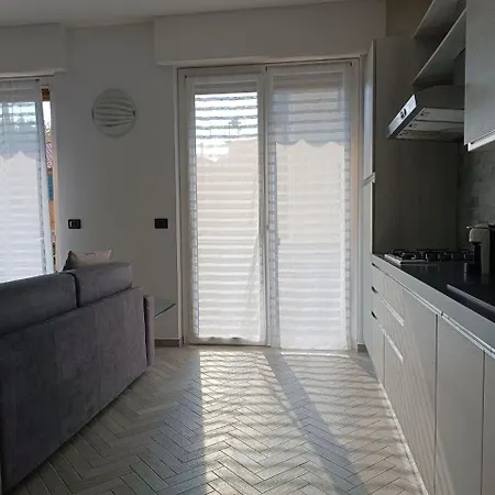 Apartamento Gf Varazze